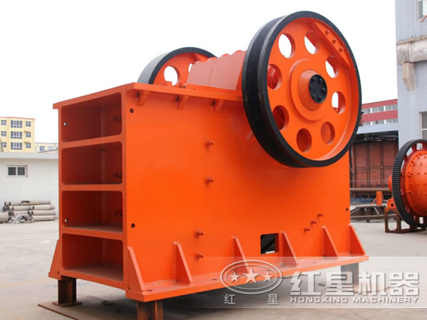 颚式破碎机属于大型破碎机械